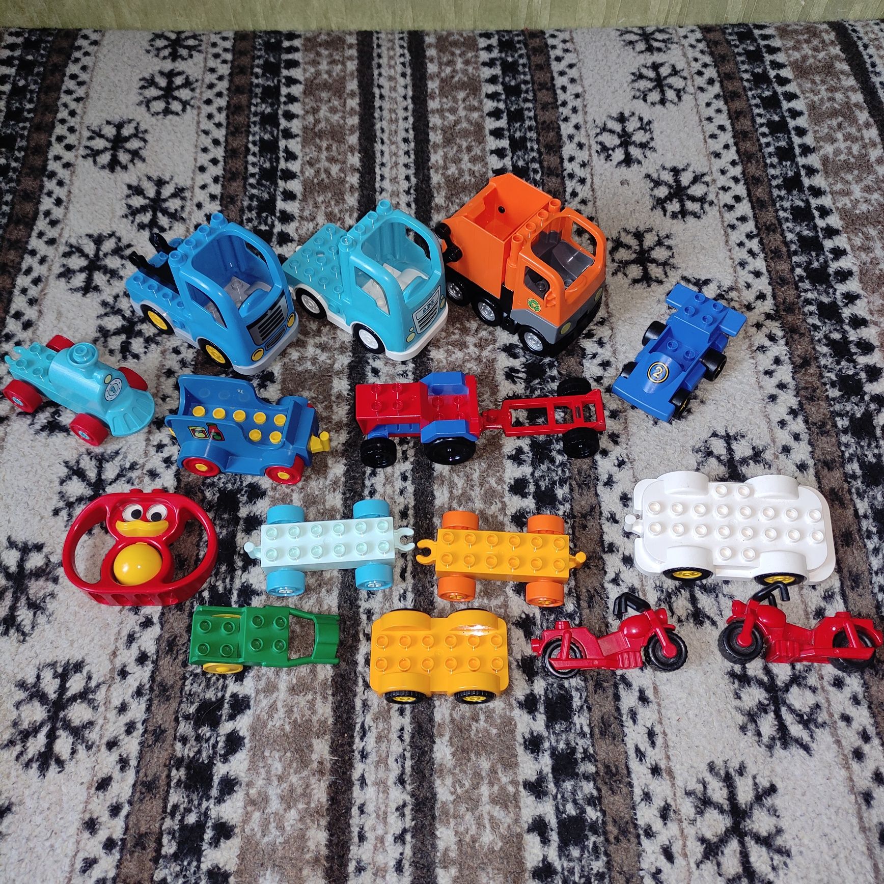 Лего duplo, запчасти, человечки, животные