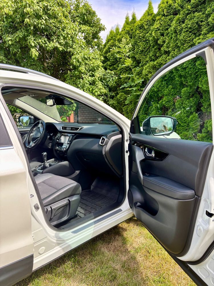 Nissan Qashqai Nissan Qashqai 1.2 DIG-T Tekna+ - stan idealny, pierwszy właściciel