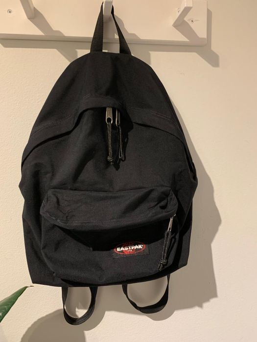 Mochila escolar ou para o escritório, da marca Eastpak