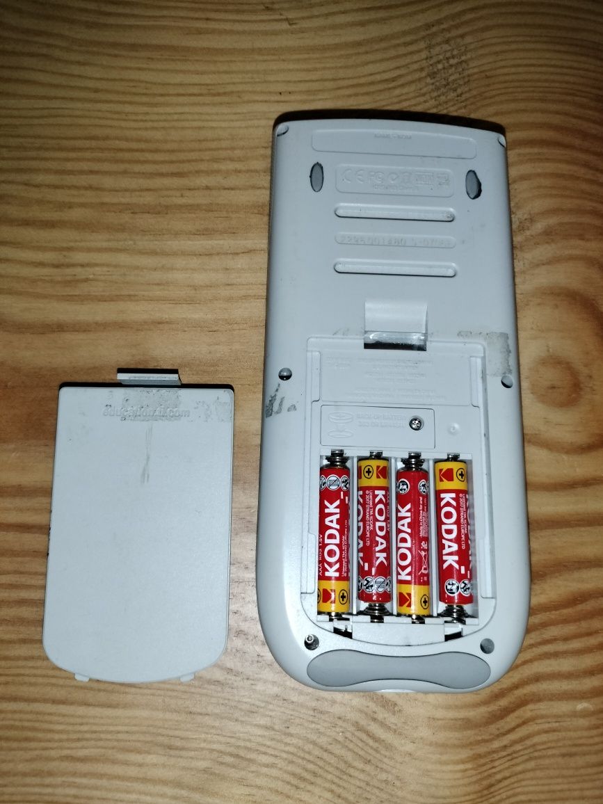 Calculadora Texas instruments TI-84 Silver Edition
 TI-84 Silver Editi