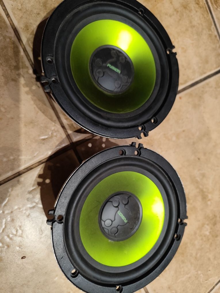 Głośniki  samochodowe  FUSION 240W   29.5.25
