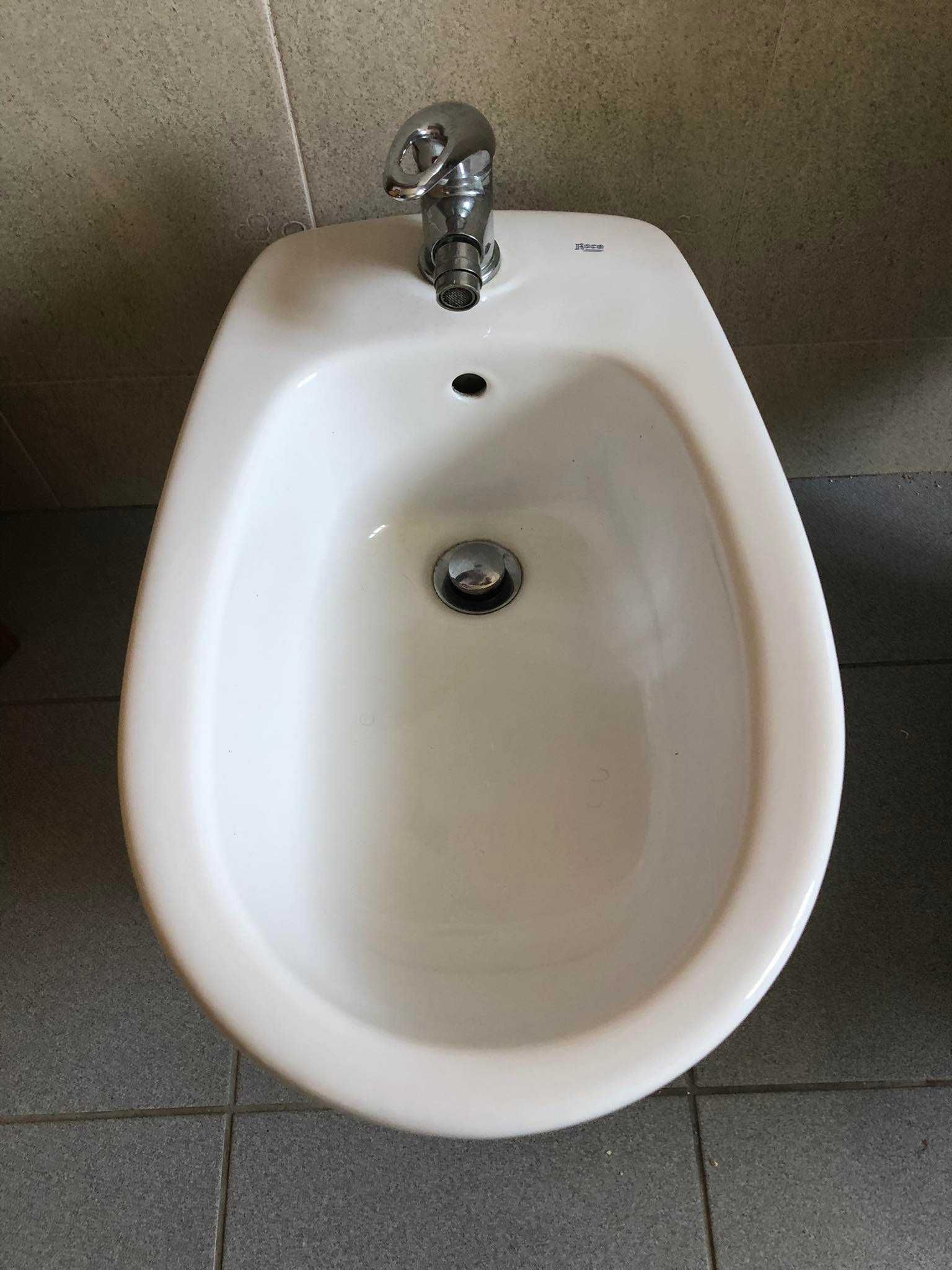 Bidé da ROCA com torneira