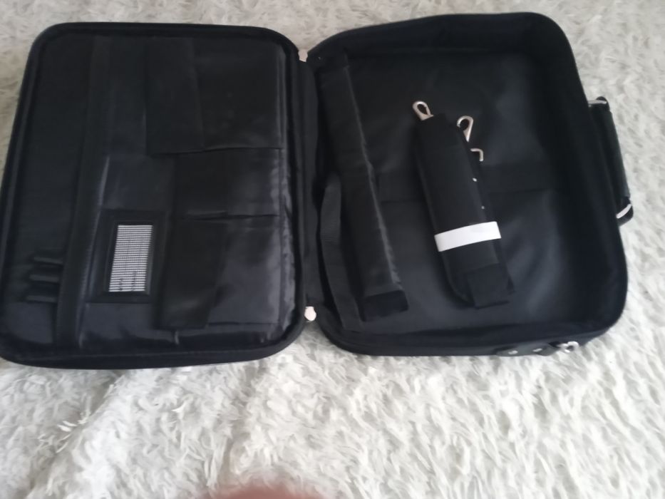 Портфель для ноутбука