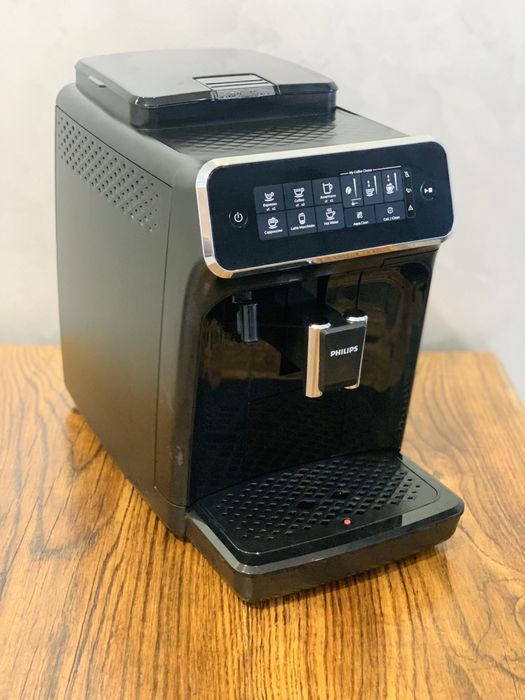 Кавомашина PHILIPS Latte Go Series 3200  в гарному стані,