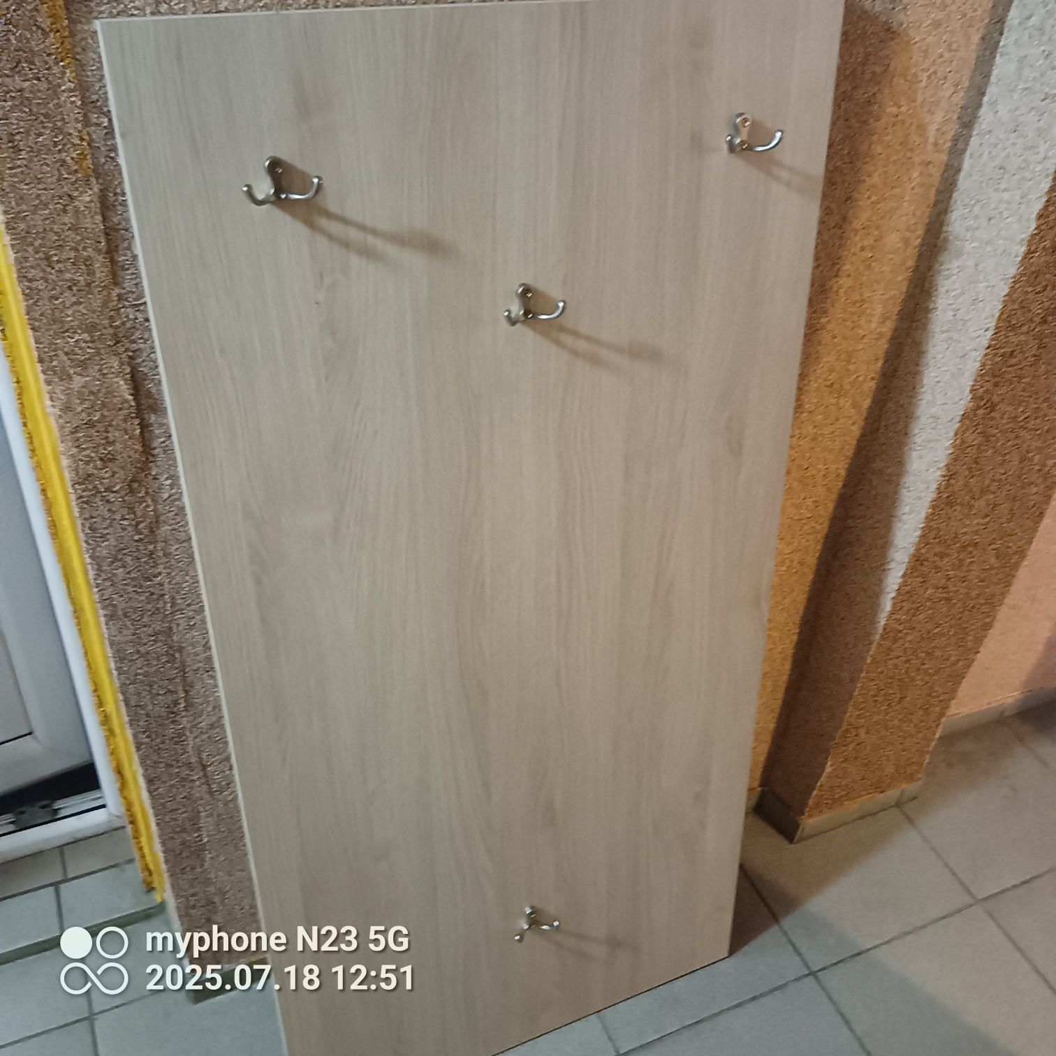 Wieszak na ubrania przedpokój