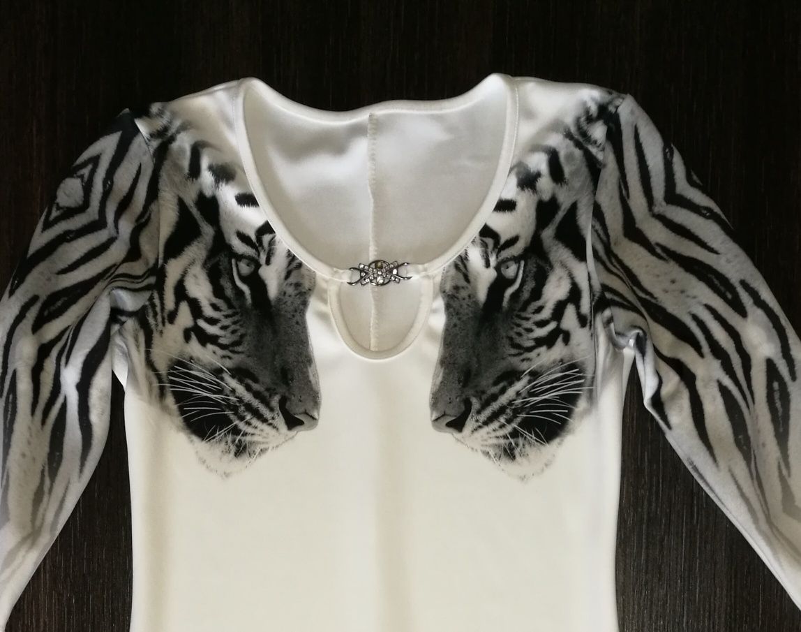 Sukienka z motywem tygrysa efekt 3D
