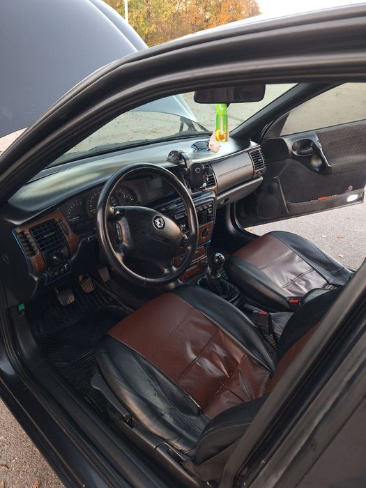 Продам opel vectra b 1.8 газ/бензин