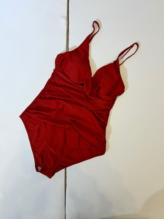 Strój kąpielowy nowy (możliwość zakupu 16 sztuk )