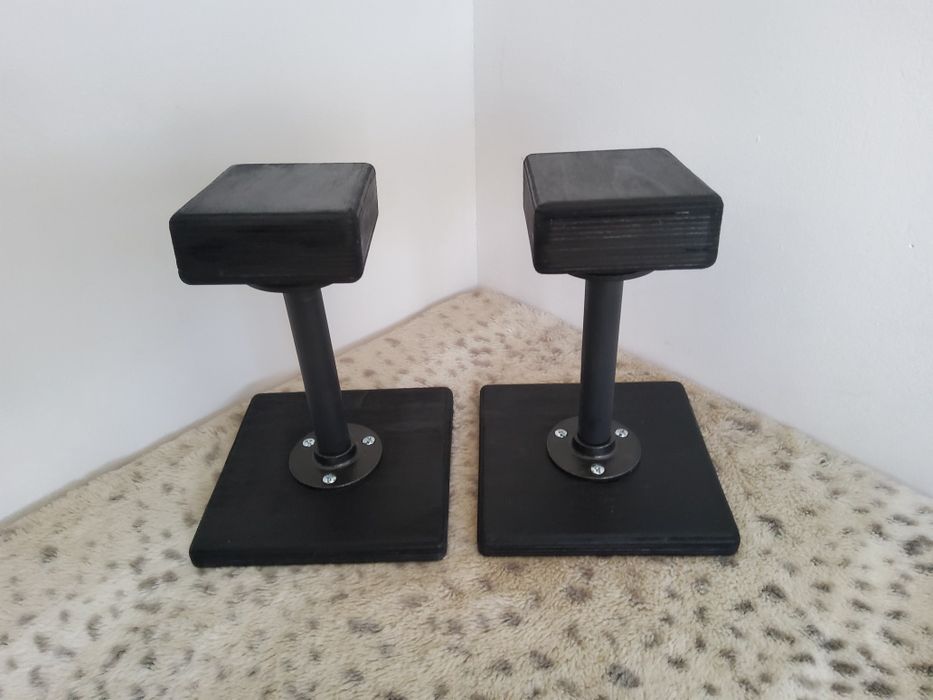 Stojaki akrobatyczne, fitnes, kalistenika