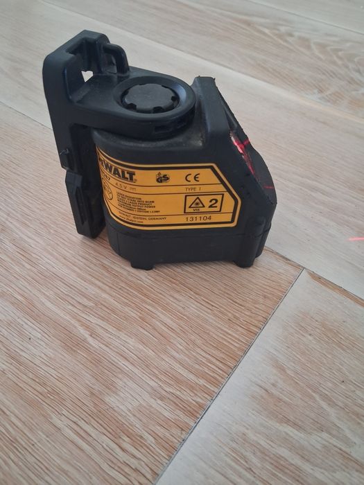 Dewalt DW087 laser