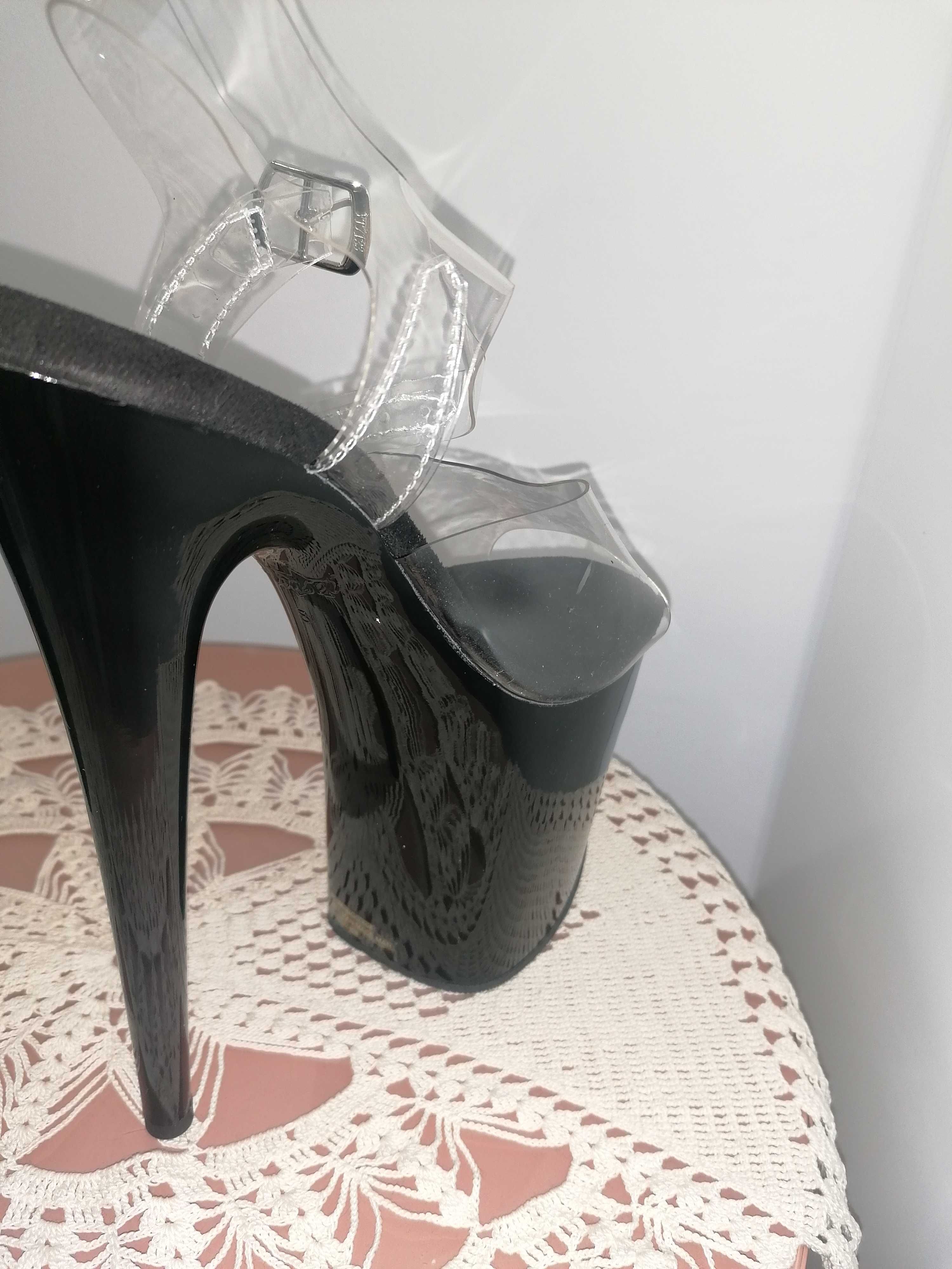 Buty Pleaser Flamingo rozmiar 38  jak nowe