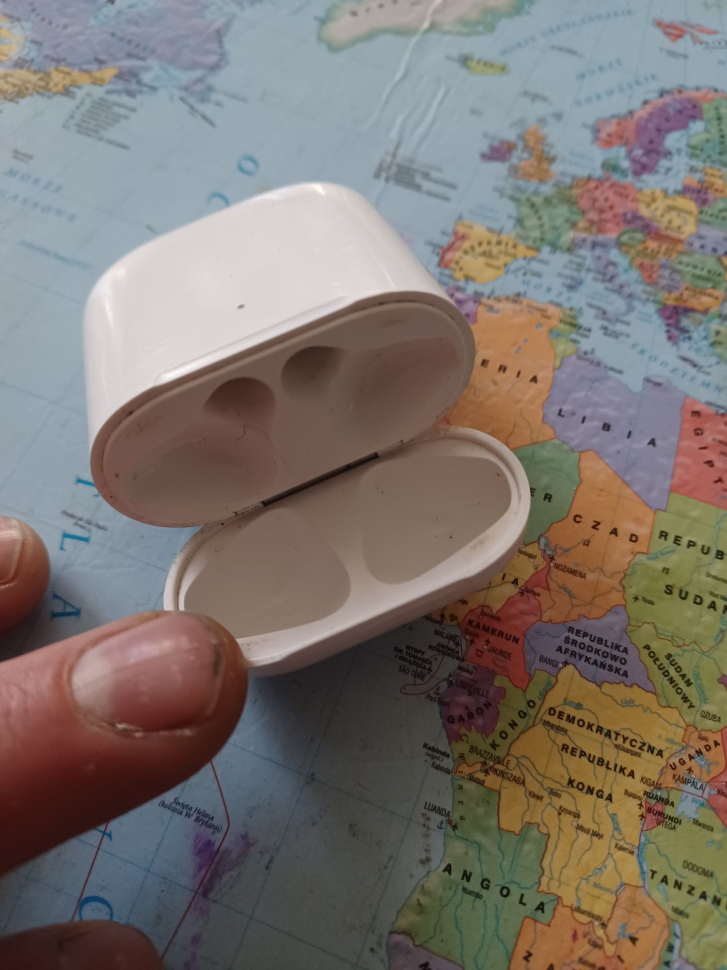 Stacja dokująca(pudełko) słuchawki Apple 2 generacji