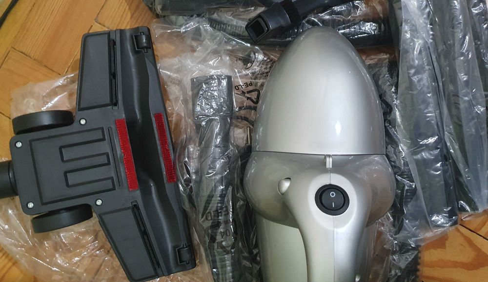 Aspirador / Soprador novo, na caixa