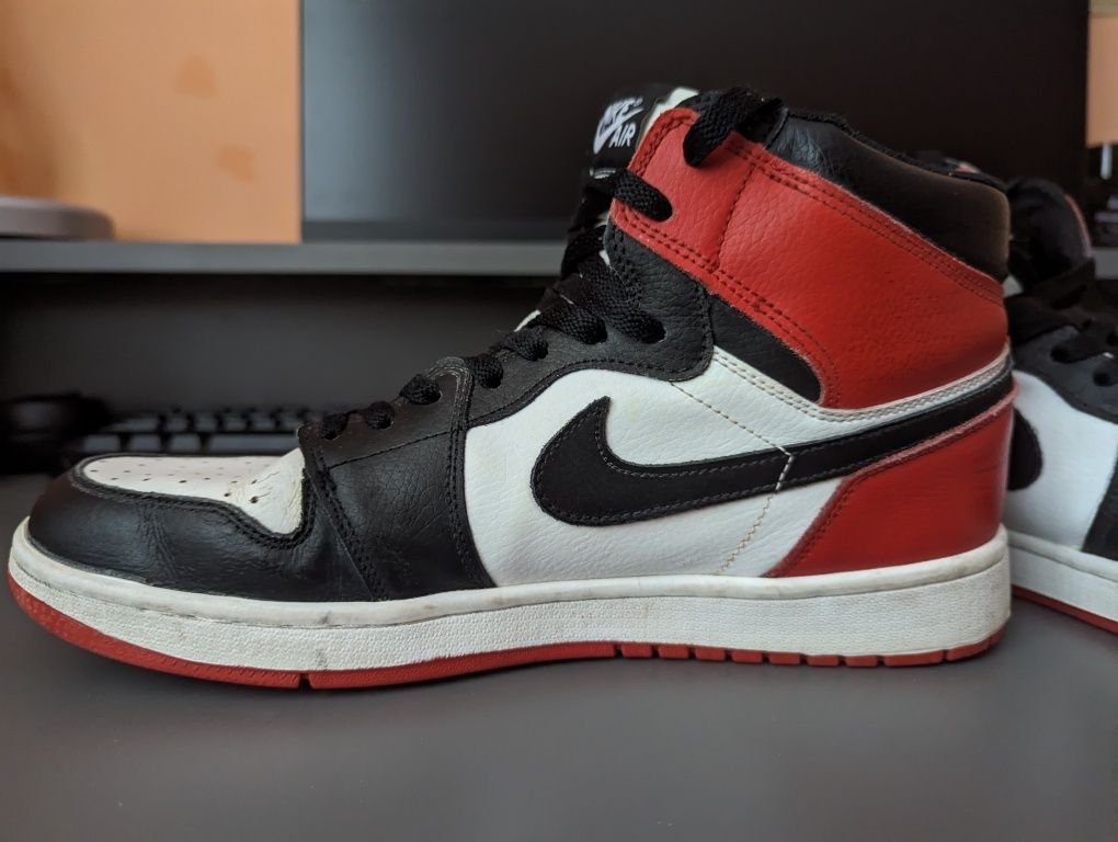 Nike air Jordan 1 red