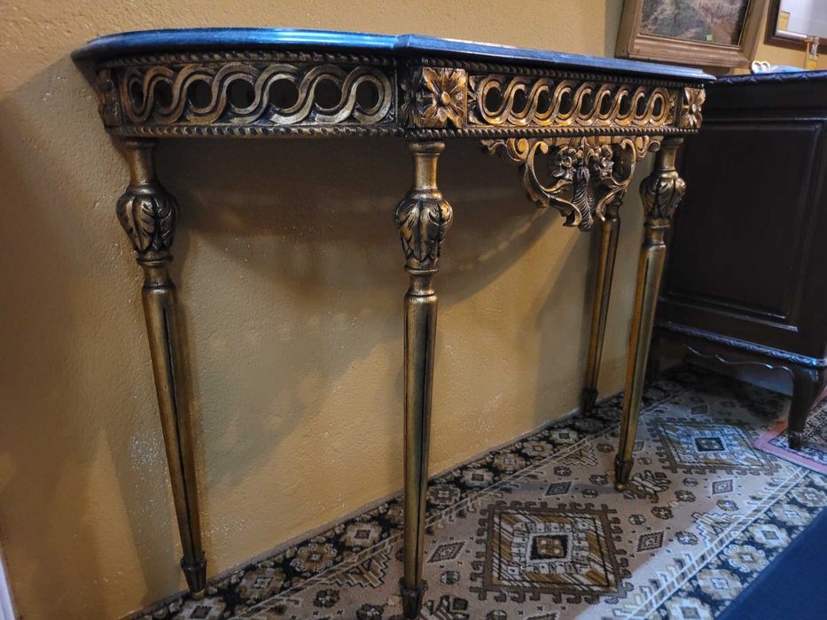 Consola em madeira com tampo em pedra - ótimo estado