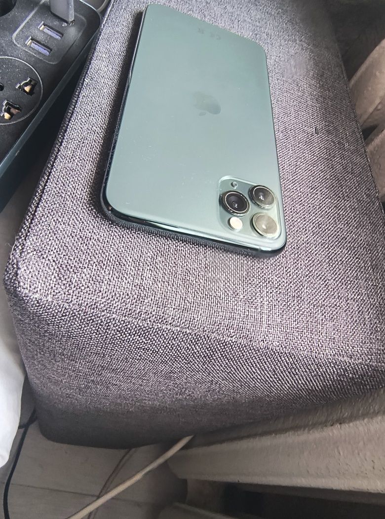 iPhone 11 pro max 256gb