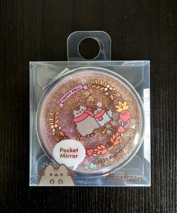 Lusterko podręczne składane Pusheen Sinsay