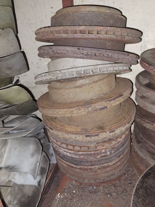 Тормозний диск Mitsibishi Pajero Wagon 3/4