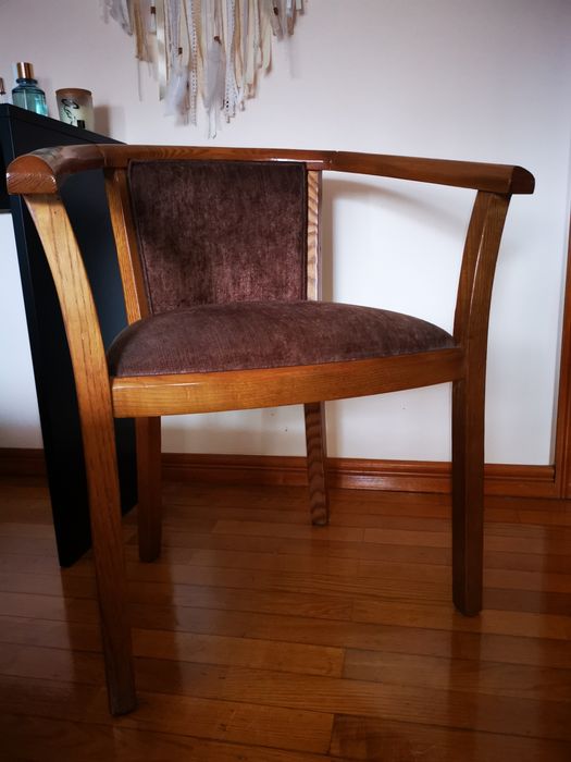 Cadeira castanho
