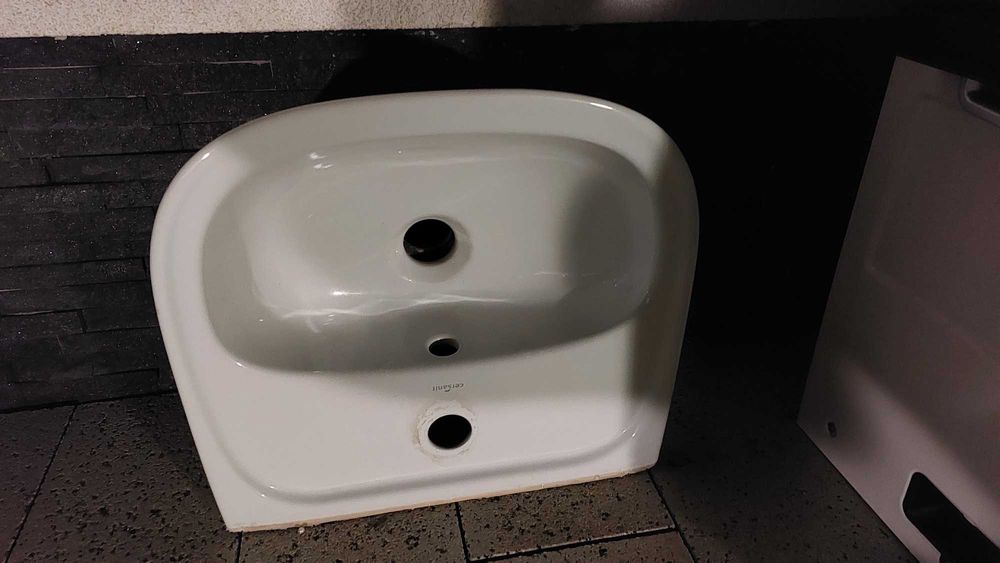 umywalka łazienkowa szerokość 40 cm