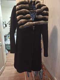 Жіноче зимове кашемірове пальто