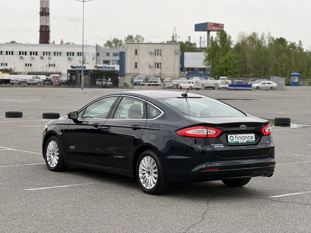 Ford Fusion Гібрид PHEV авто в КИЄВІ