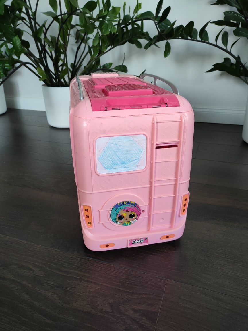 Duży kamper Barbie
