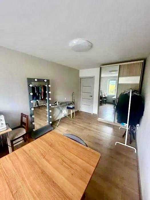 3к 63м Оболонь світла квартира з новим ремонтом