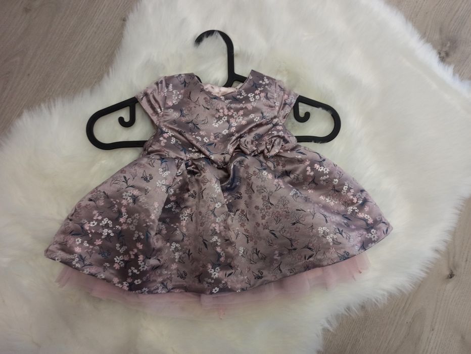 Nowa sukienka h&m r. 68 w kwiatki satynowa z tiulem