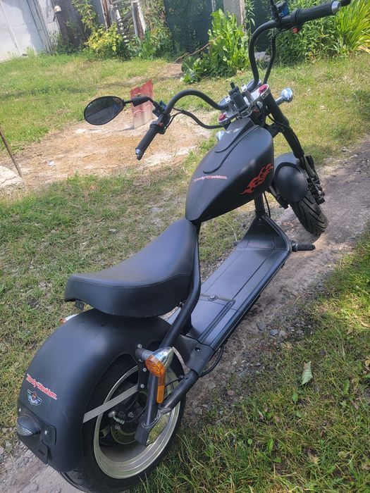 Harley електричний . 2000w  мотор колесо запас 60км