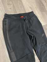 Штаны nike tech fleece