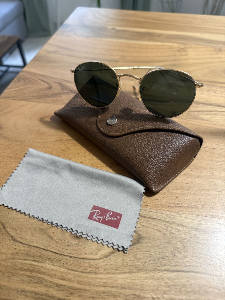 Ray Ban original sunglasses + case