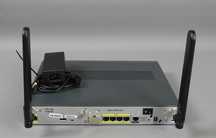 Router Cisco 881-4G Secure Fast Ethernet com Multi-Mode 4G LTE