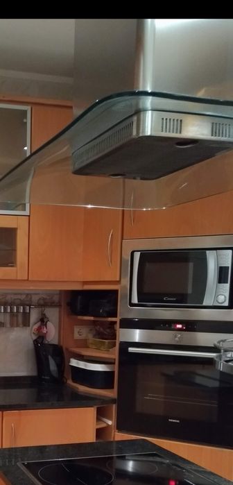 Exaustor de cozinha.