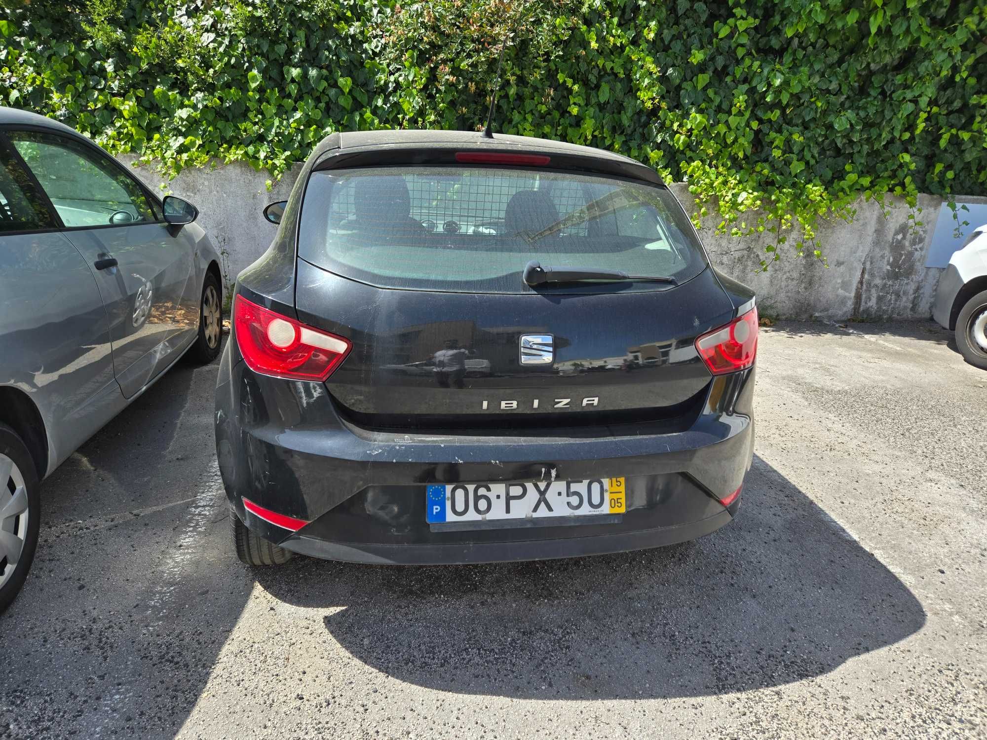 Seat Ibiza 1.2D Comercial - Acidentado - Iva Dedutível