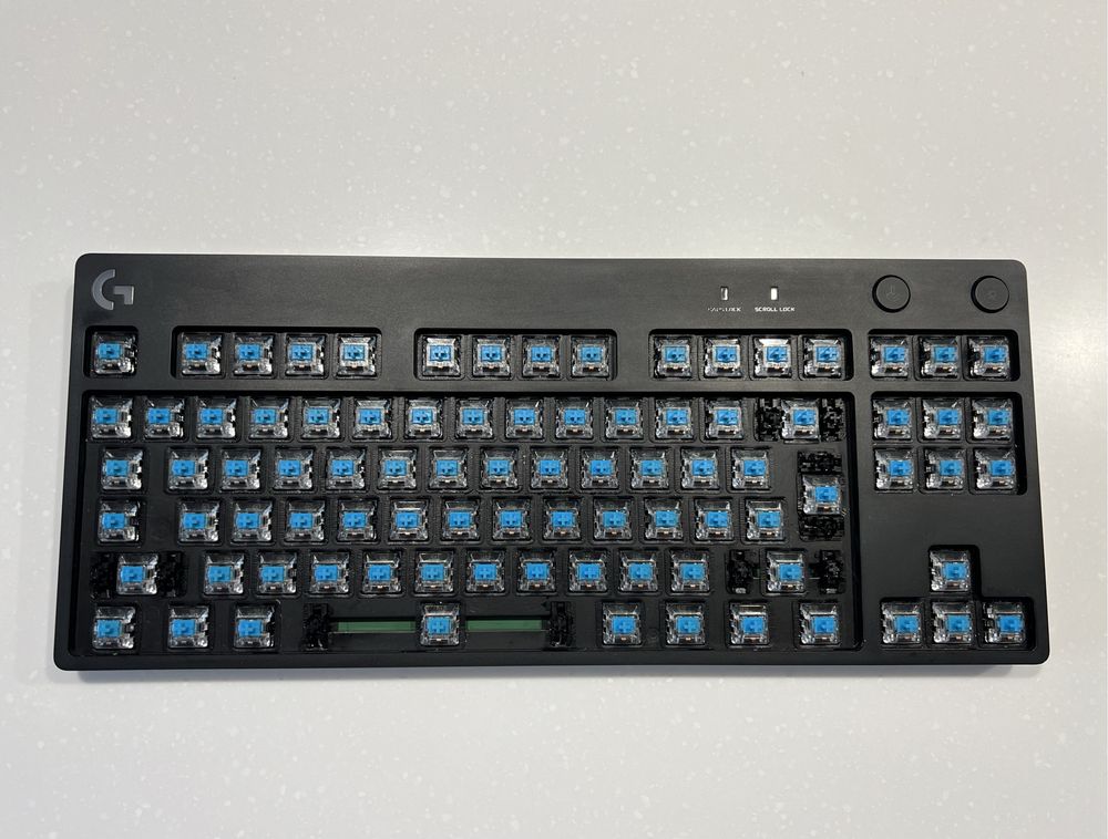 Кастом клавіатура logitech g pro (змащена і зашумлена)