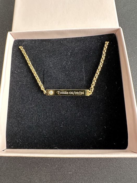 Pulseira personalizada Tomás aço banhada ouro 18k