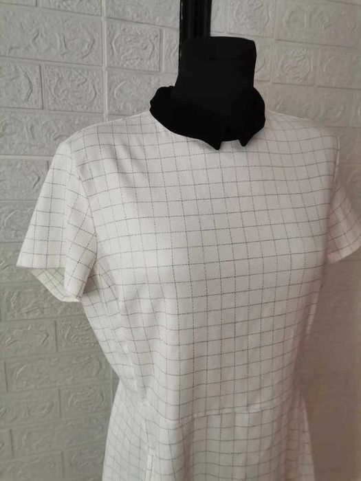 sukienka rozmiar 44 cena 30  zł