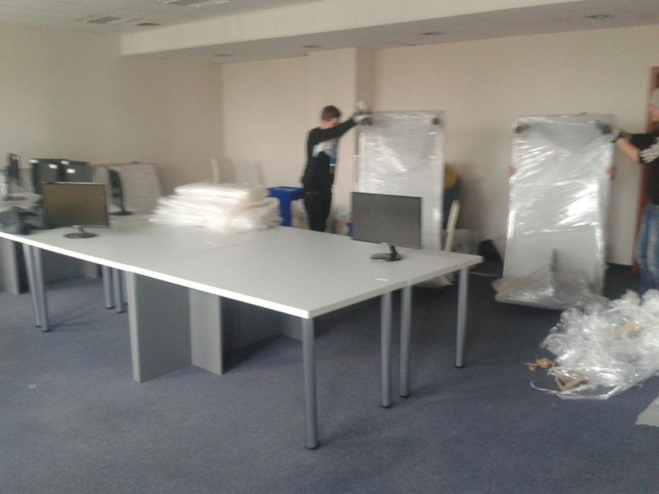 Transport - Przeprowadzki od 100 zł . Auto z windą ! Wywóz gabarytów !