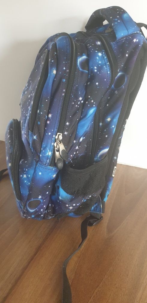 Plecak szkolny czarno niebieski