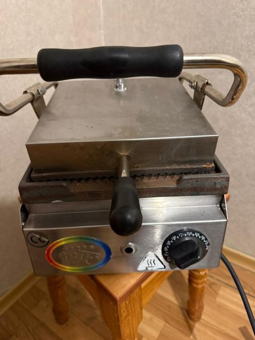 продам гриль робочий