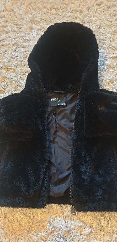 Kurtka Pull & Bear przejściowa futerko z kapturem XS damska dziecięco-