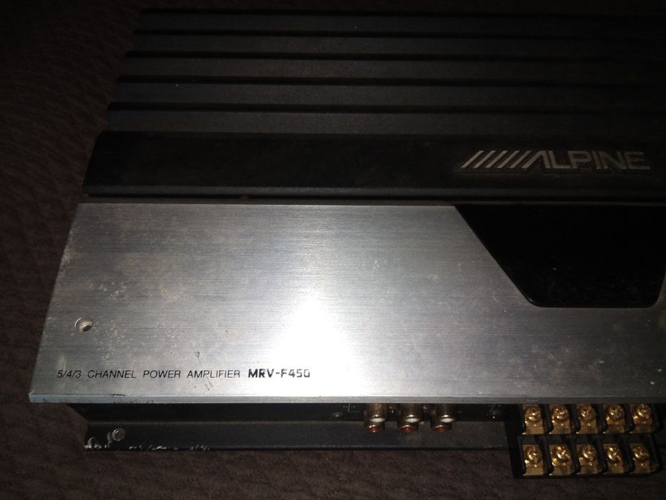 Amplificador Alpine MRV-F450 V12