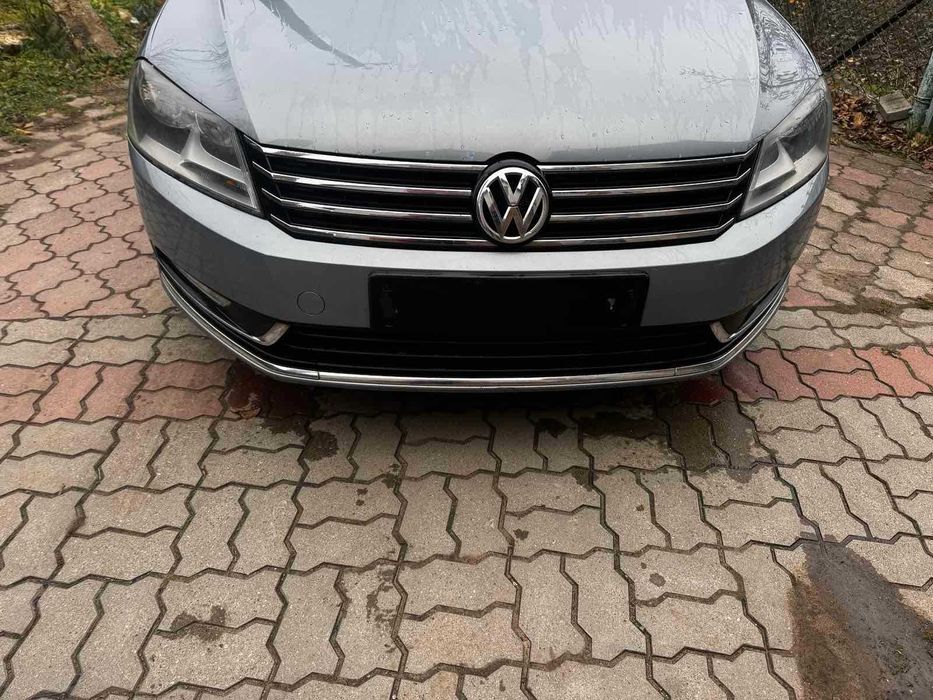 Решітка радіатора решотка Volkswagen Passat B7 Пассат Б7 эвропа