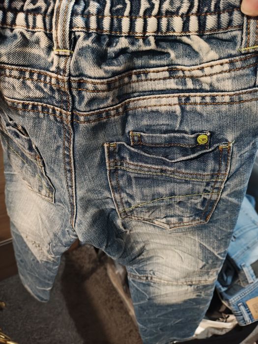 Spodnie jeansowe