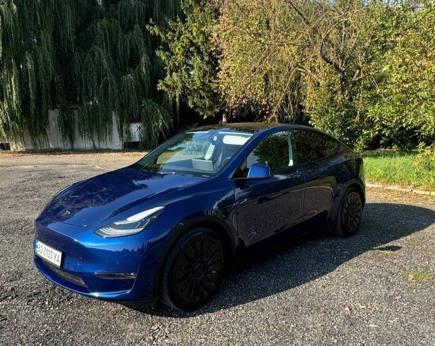 Tesla Model Y 2021