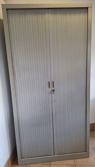 Armário metálico de escritório - Usado