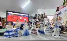 Likwidacja zbiorów  staroci porcelana szkło kryształy zabawki lampy
