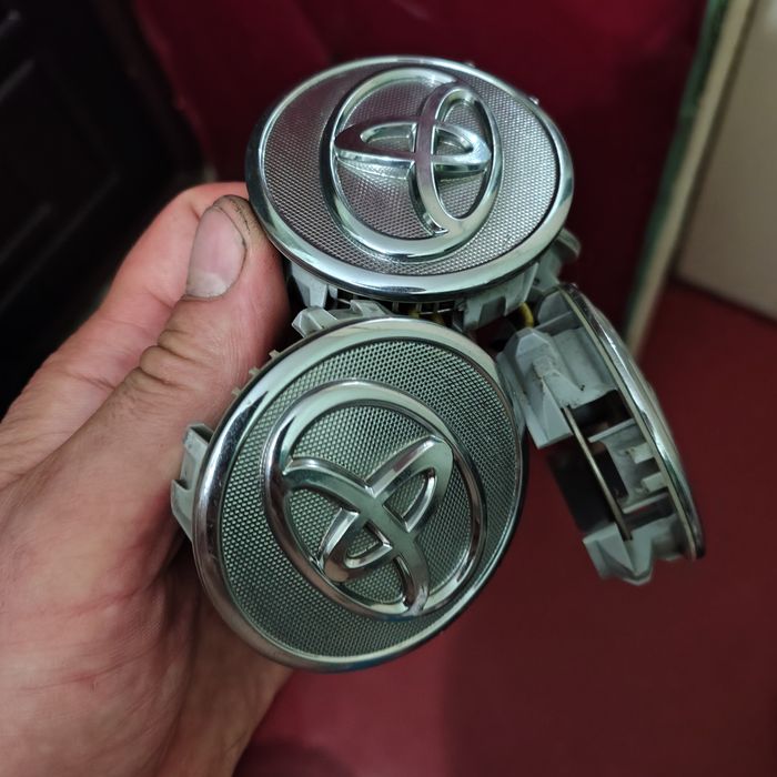 Заглушка. Ковпак на диски тойота