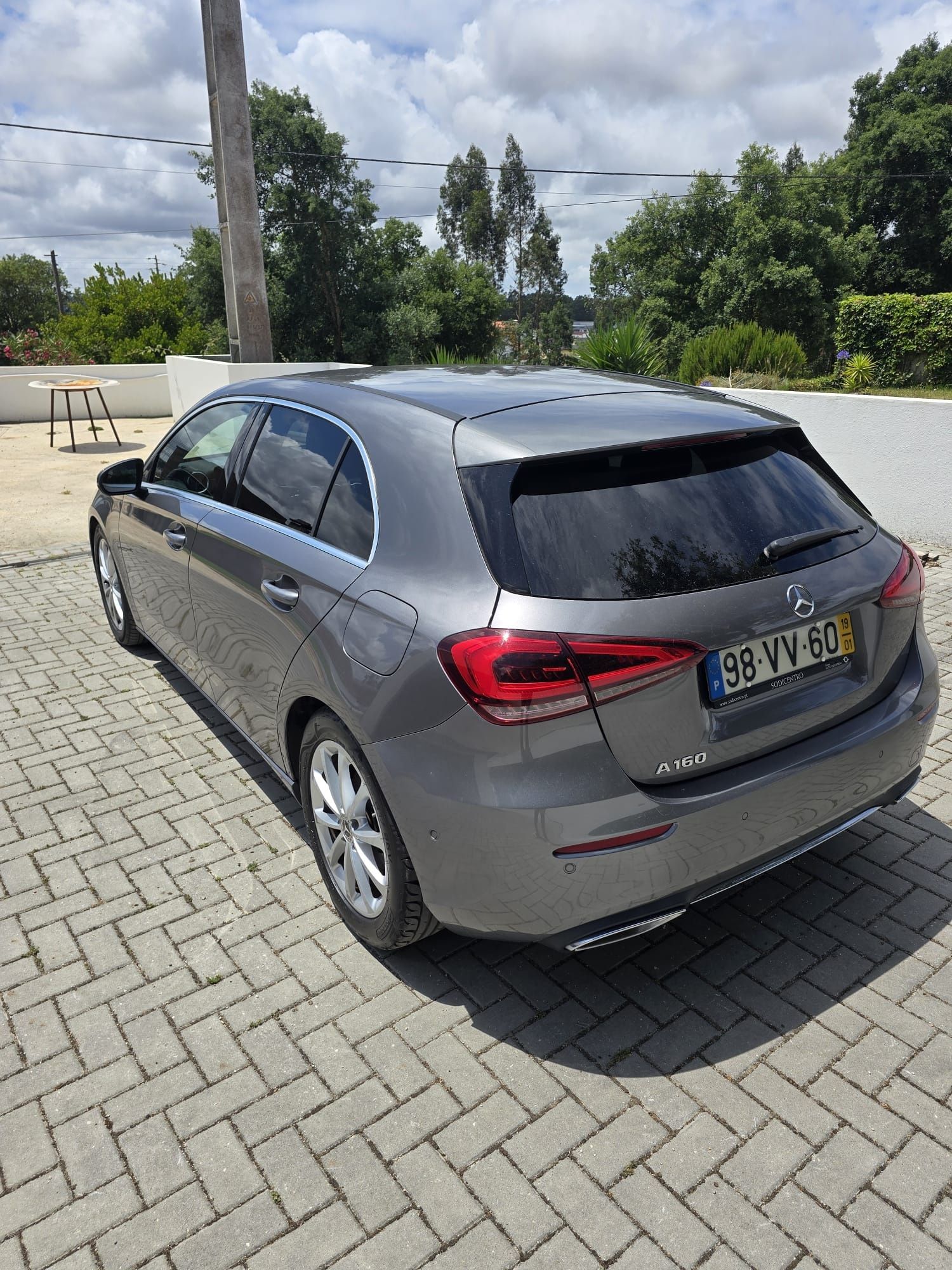 Mercedes Benz A160